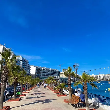 Appartement Tigné Three Bedrooms Sliema