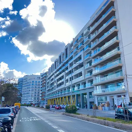 Tigne Three Bedrooms 斯利马