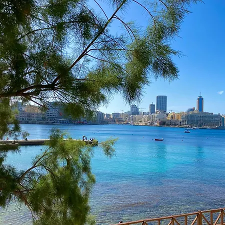 Tigné Three Bedrooms Apartamento