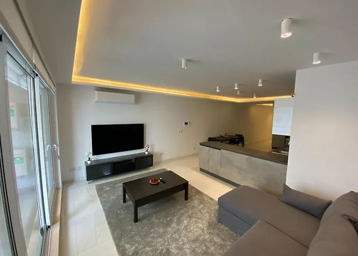 Tigne Three Bedrooms 斯利马