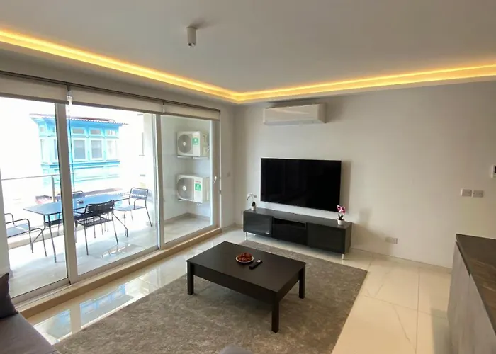 Tigne Three Bedrooms 斯利马