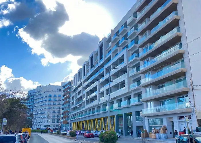 Tigne Three Bedrooms 斯利马